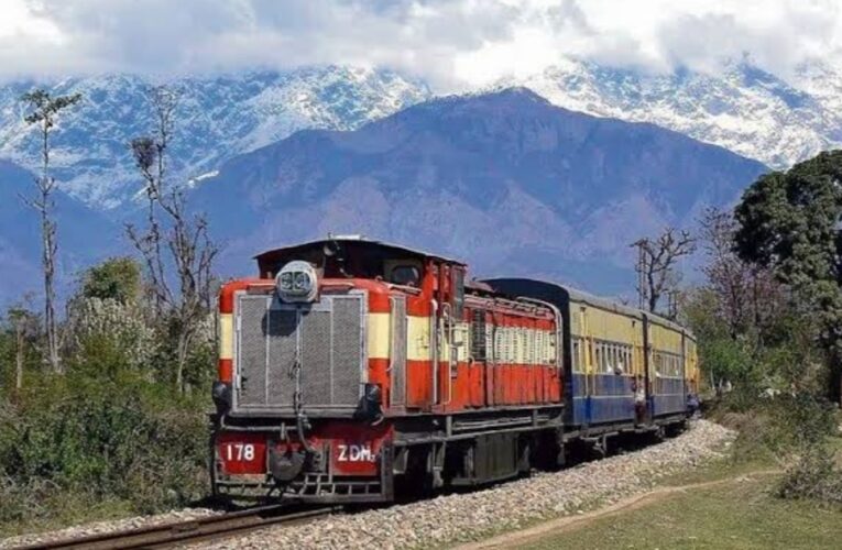 कांगड़ा घाटी रेल लाइन हुई बहाल, चक्की पुल का पिल्लर बनकर तैयार, साढ़े तीन वर्ष बाद पठानकोट से जोगिंद्र नगर तक चलेगी ट्रेन