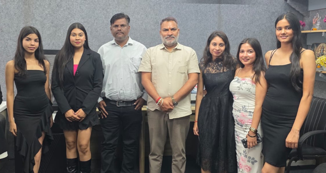 glamour-of-modeling-