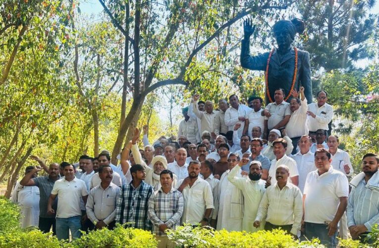 यमुनानगर : जननायक देवीलाल की पुण्यतिथि पर श्रद्धांजलि, नीतियों पर चलने का संकल्प