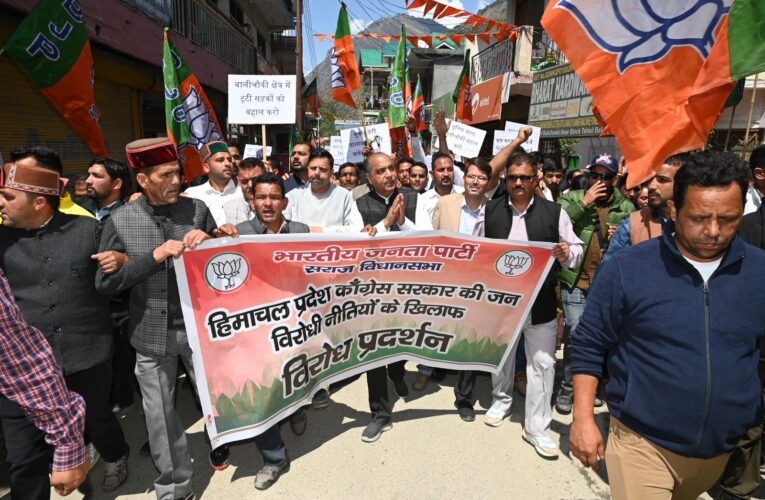 भाजपा सरकार ने आईजीएमसी को हिम केयर में 60 करोड़ दिए, सीएम 120 करोड़ का घोटाला बता रहे : जयराम ठाकुर