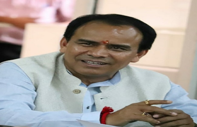 uk-government-college-high-tech-laboratories