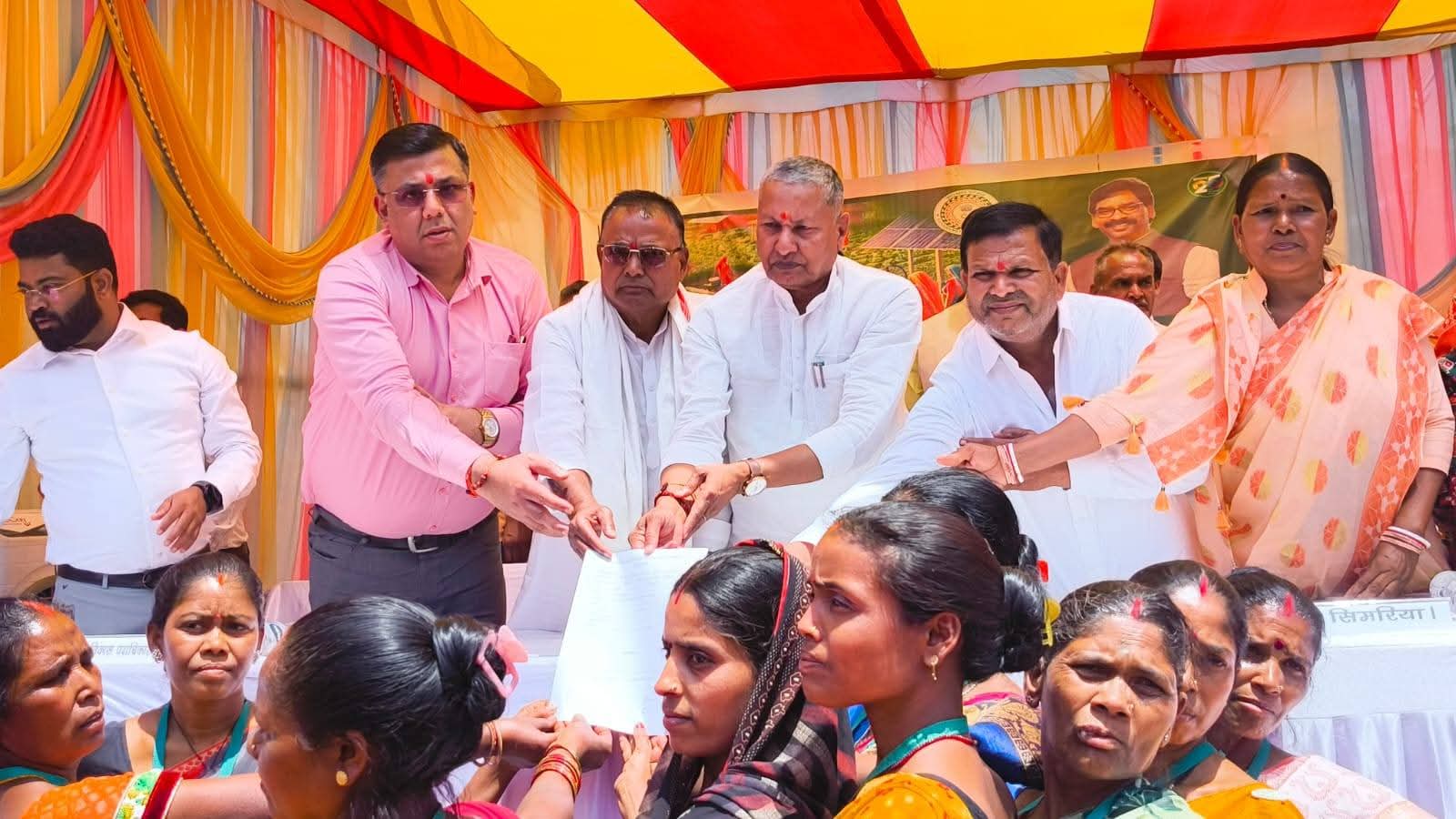 jh-mp-mla-distribute-solar-pump