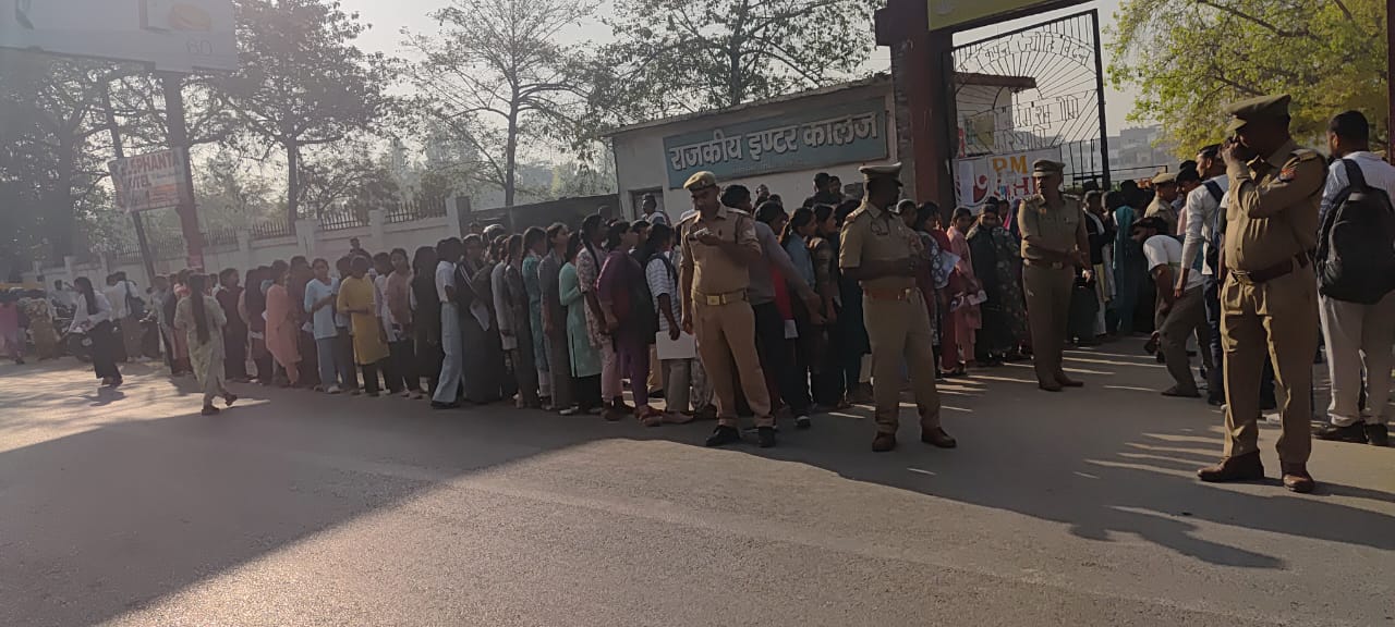 up-homeguard-exam-25344-candid