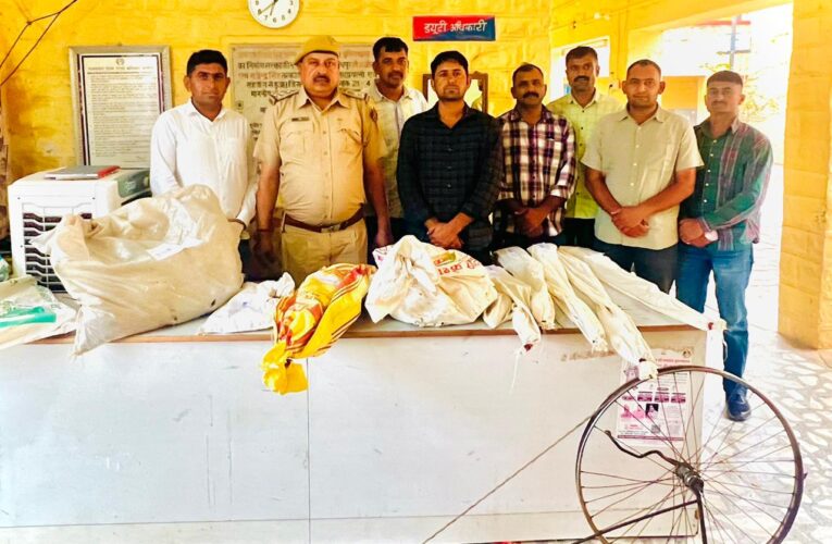 घर में खोल रखा था अवैध हथियार बनाने कारखाना