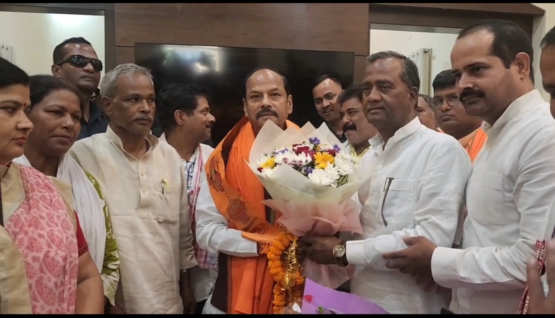 jh-opposition-playing-politics-raghuvar-das