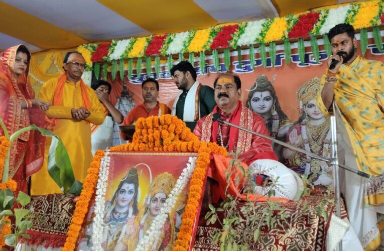 बाबा बैद्यनाथ सभी जीवों के कष्ट हरने वाले जीवंत शिव स्वरूप : आचार्य राजकुमार