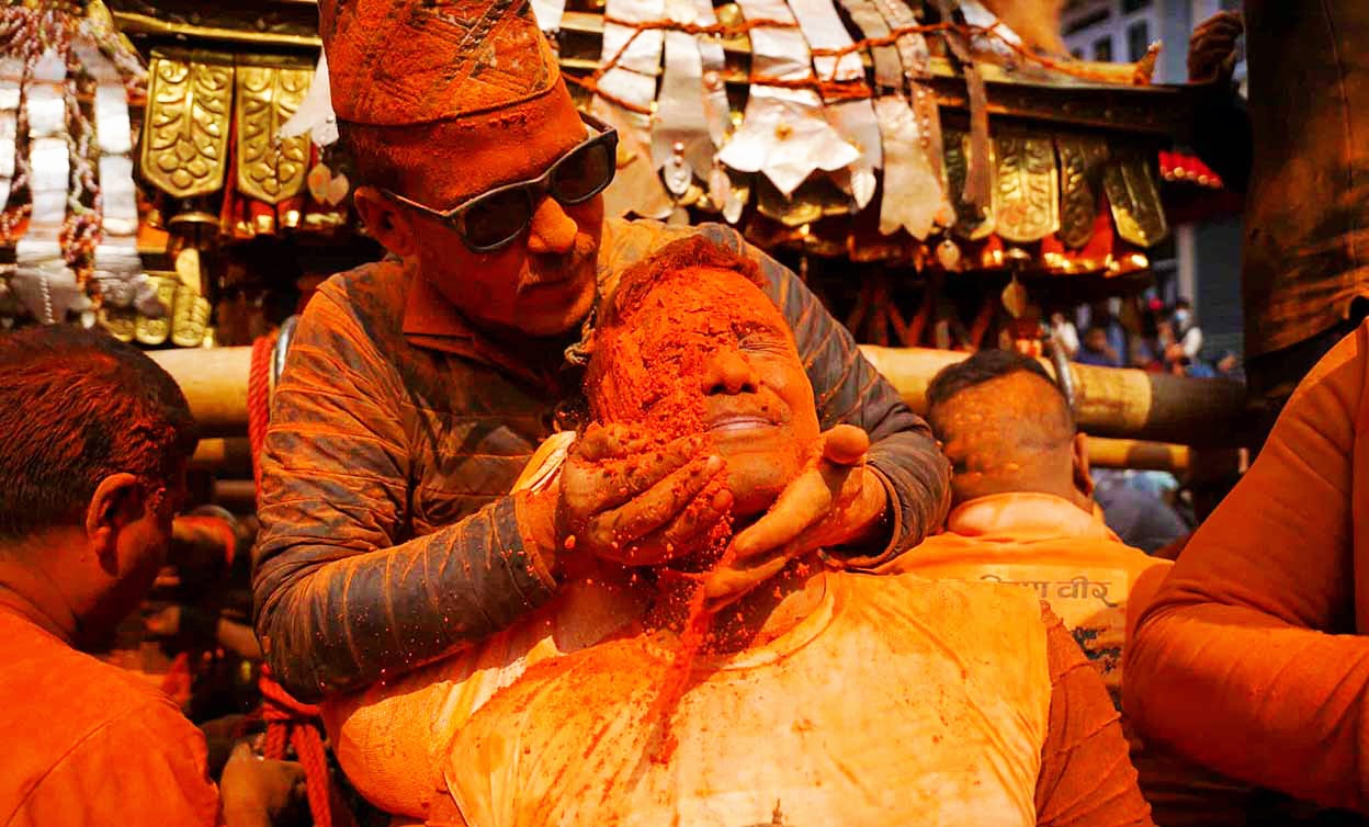 nepal-newar-sindur-jatra-bhakt