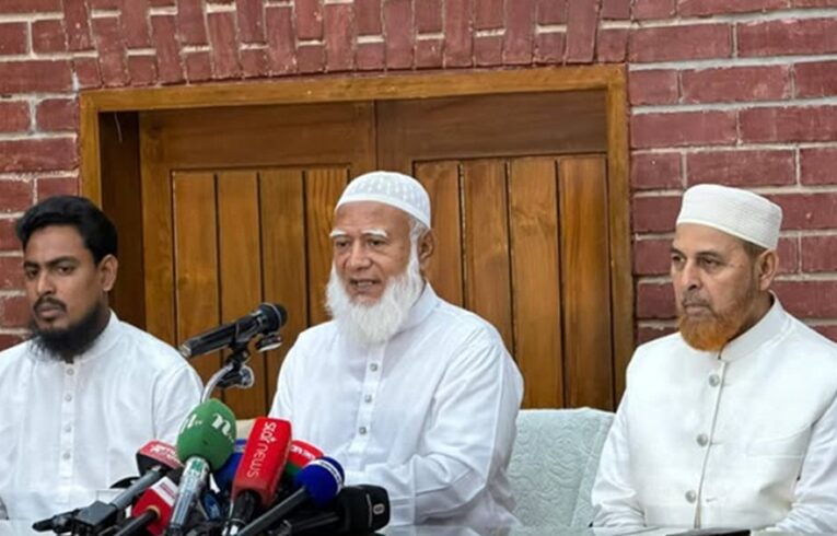 बांग्लादेश में संवैधानिक सुधारों पर सरकार और विपक्ष में विश्वास का संकट