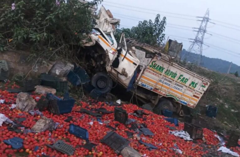 हजारीबाग के गोरहर में दो सड़क दुर्घटनाएं, दो लोगों की मौत, तीन घायल
