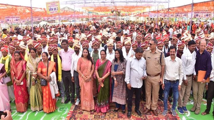 betul-200-couples-tied-the-knot-in-a-mass-marriage
