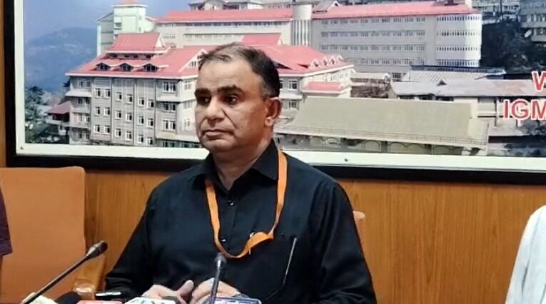 आईजीएमसी शिमला में पहली बार रोबोटिक तकनीक से कैंसर मरीज की सर्जरी सफल, कम खर्च में मिला इलाज