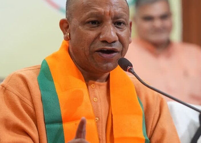 गोरखपुर की गोड़धोइया नाला परियोजना 15 जून तक पूर्ण हो जाएगी : मुख्यमंत्री योगी आदित्यनाथ