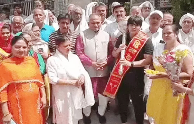सोनीपत: टैक्सी चालक की बेटी बनी हिंद केसरी