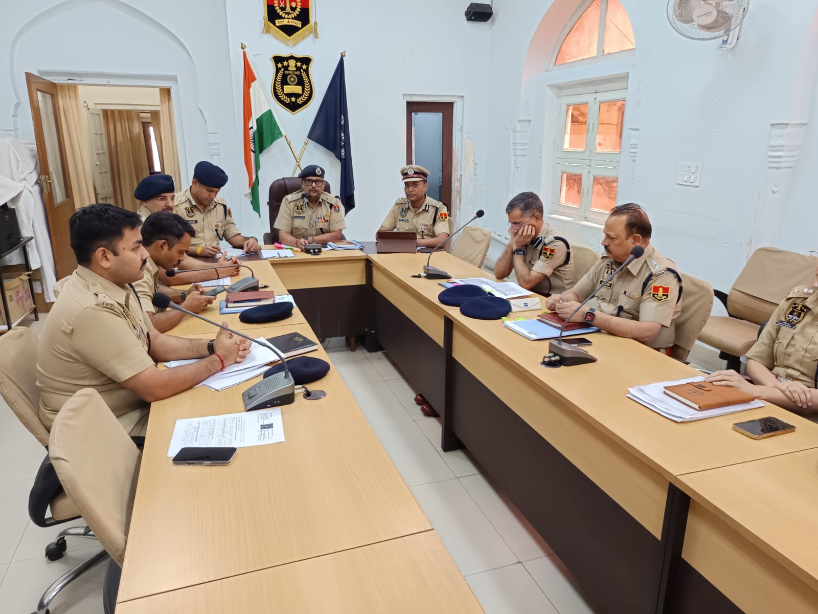 police-commissioner-meeting