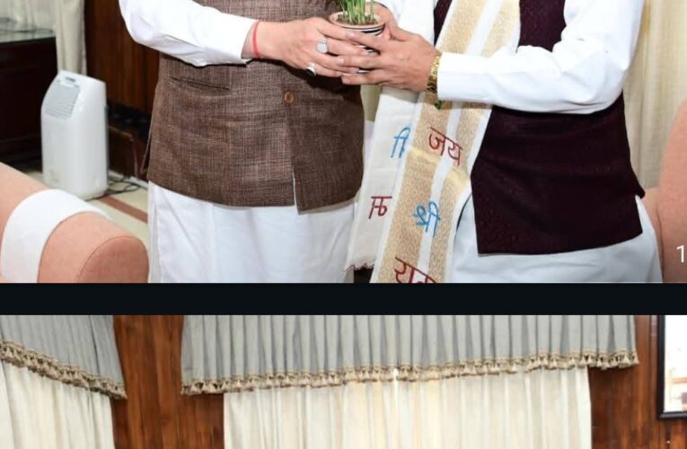 मुख्यमंत्री से पूर्व सीएम निशंक समेत जनप्रतिनिधियों ने की मुलाकात