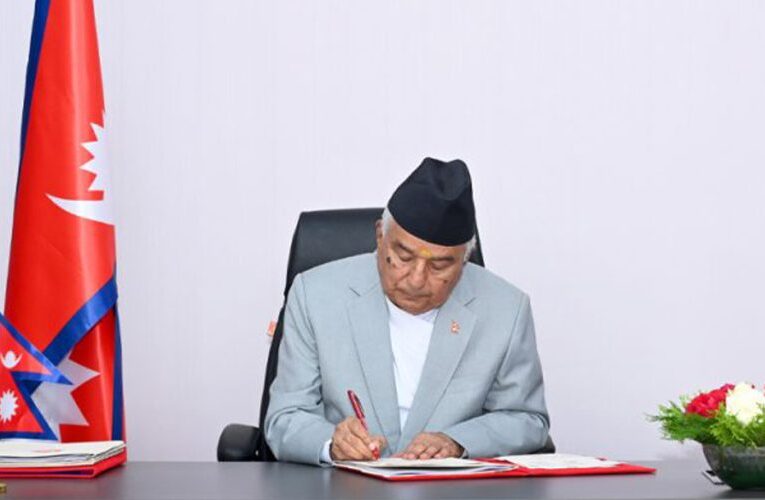 नेपाल के राष्ट्रपति ने संवैधानिक परिषद संबंधी अध्यादेश को दी मंजूरी