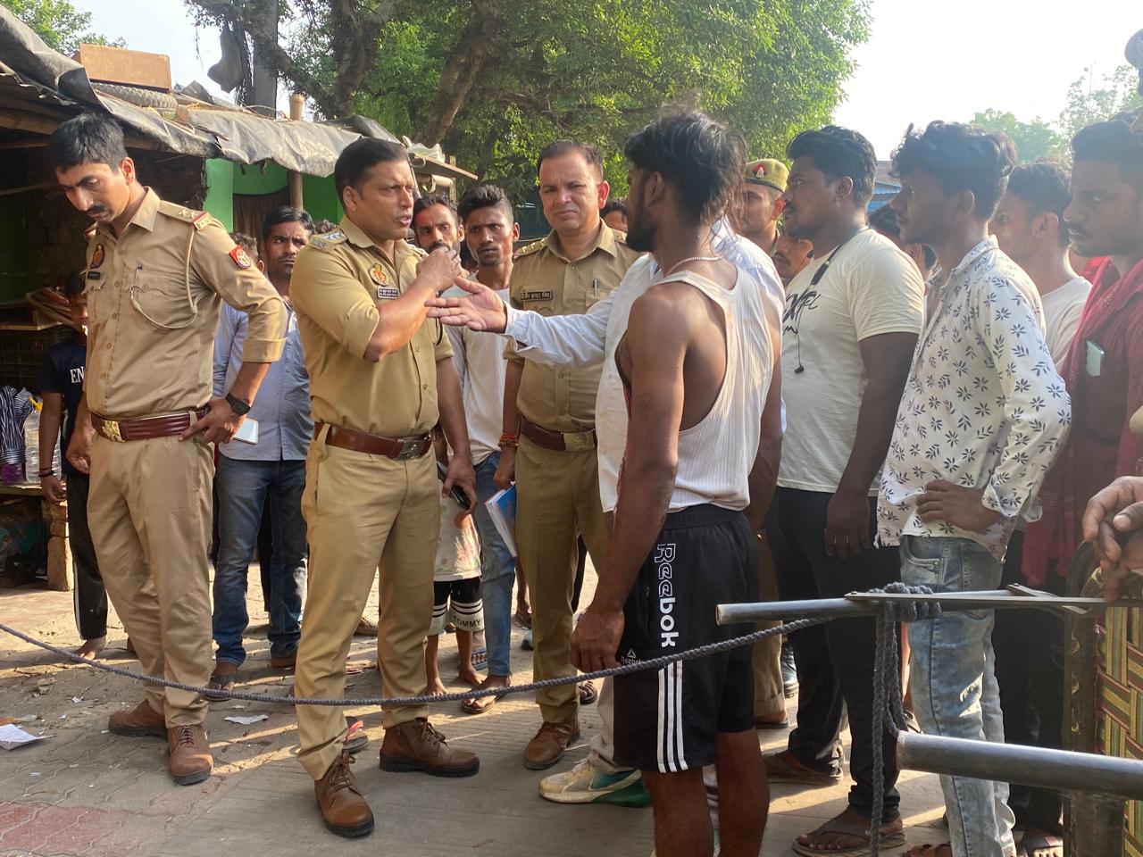 up-vns-crime-safai-karmi-hatya