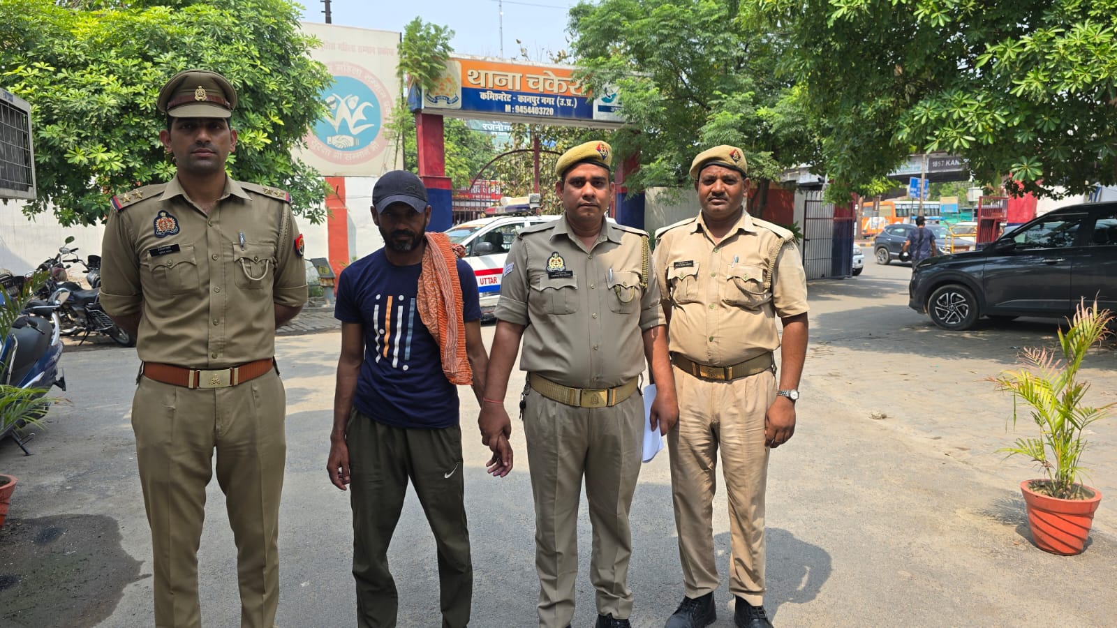 20k-rewarded-gangster-held-by-chakeri-police-after