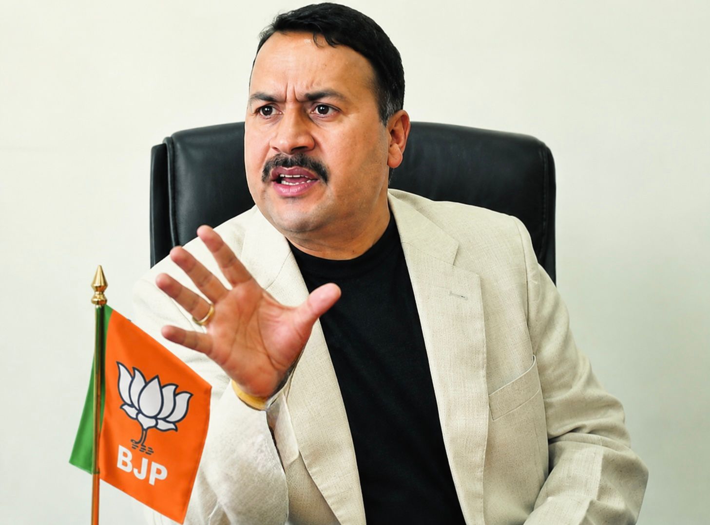 kangra-bjp-spokesperson-cong