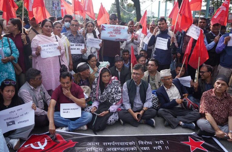 नेपाल पीएम के सीमा संबंधी बयान पर छात्रों का प्रदर्शन, बालेन्द्र शाह से मांगा इस्तीफा