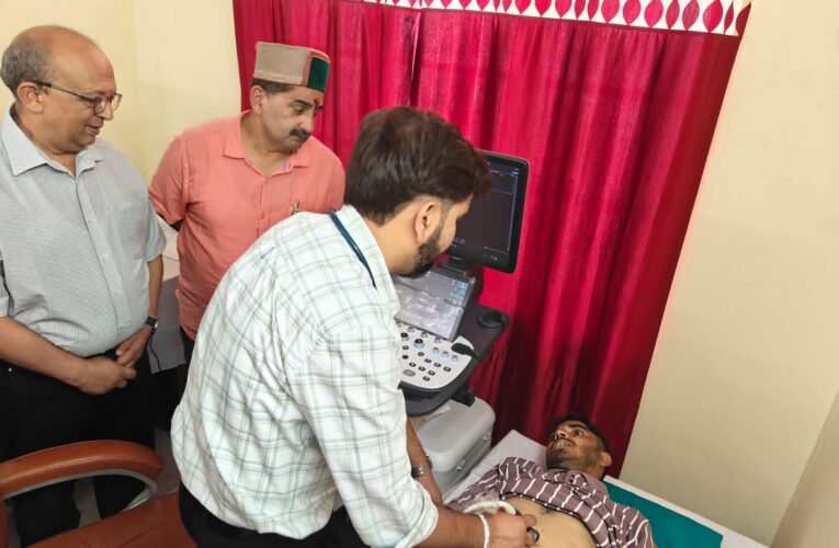 शाहपुर अस्पताल में पहली सफल सर्जरी, उपमुख्य सचेतक ने दी डॉक्टरों को बधाई