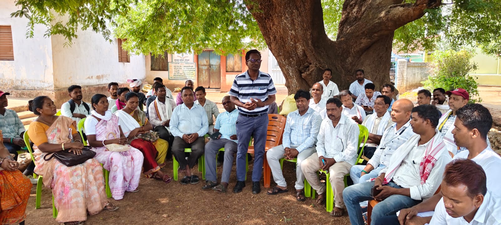 jh-meeting-jmm-sir-in-mla-residence