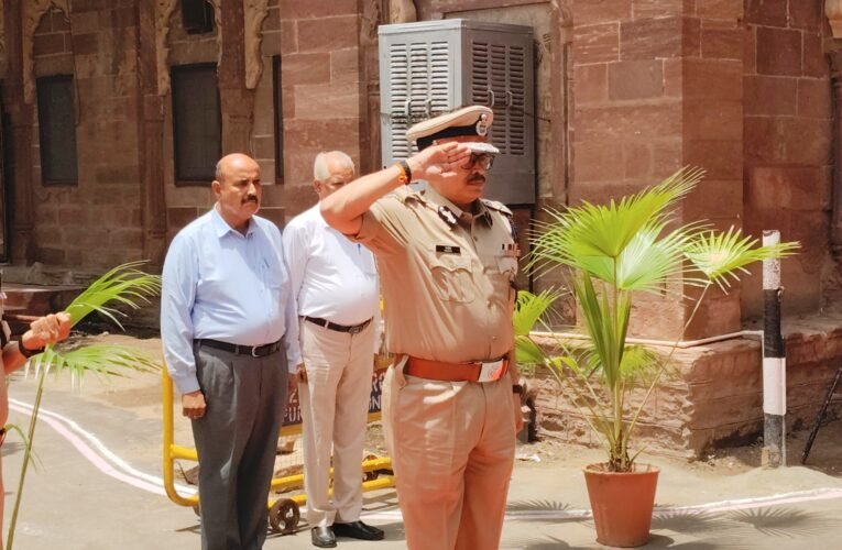 डीजीपी ने ली संभाग स्तरीय समीक्षा बैठक