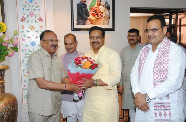 राज्यसभा प्रत्याशियों ने विधानसभा अध्यक्ष देवनानी से की शिष्टाचार भेंट
