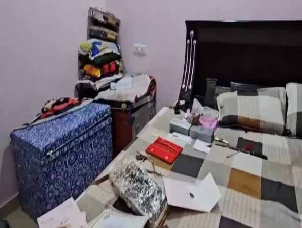 dantewada-cash-jewelry-stolen
