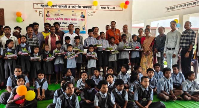 books-uniforms-distributed-beejapur