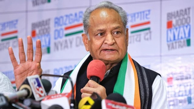 gehlot-lashes-deaths-mothers