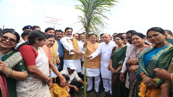 mp-massive-tree-plantation-drive-launched-in-makro