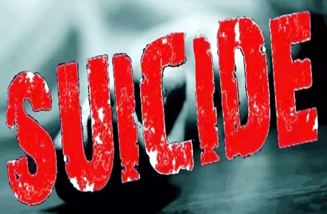farmer-commited-sucide-hanging