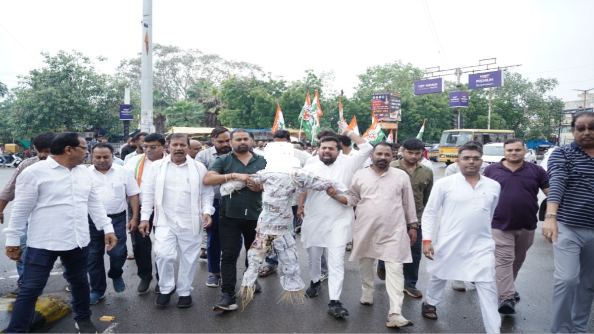 youth-congress-stages-protest-govt