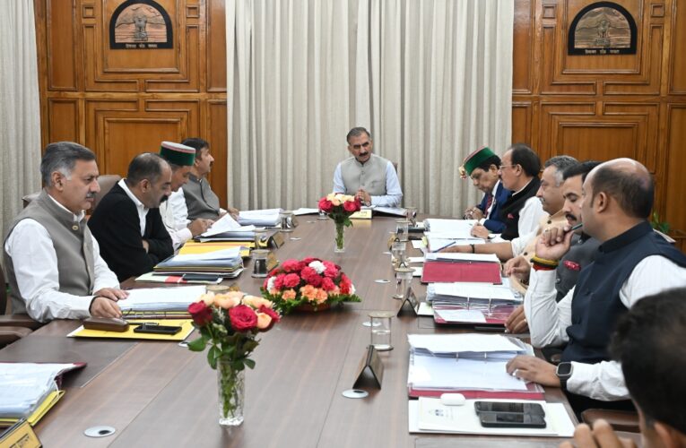 सुक्खू सरकार ने खोला नौकरियों का पिटारा 5,600 से अधिक पद भरने को मंजूरी, स्कूलों से लेकर विभिन्न विभागों में मिलेगी नौकरी
