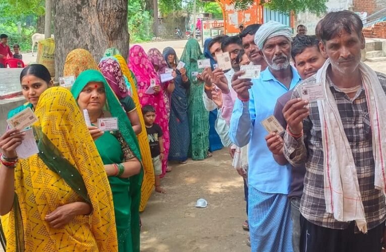 दतिया विधानसभा उपचुनाव : शाम पांच बजे तक हुई 69.36 प्रतिशत वोटिंग