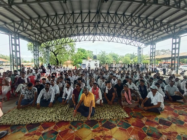 farmers-protest-over-moong-procurement