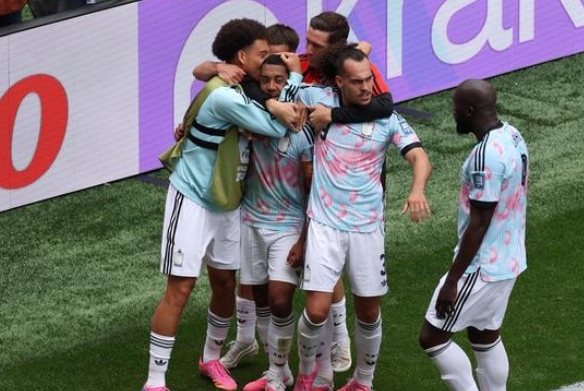 sports-football-fifawc-belgium-vs-senegal