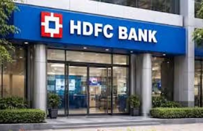 hdfc-banks-market-valuation-falls-by-rs-1-lakh-cro