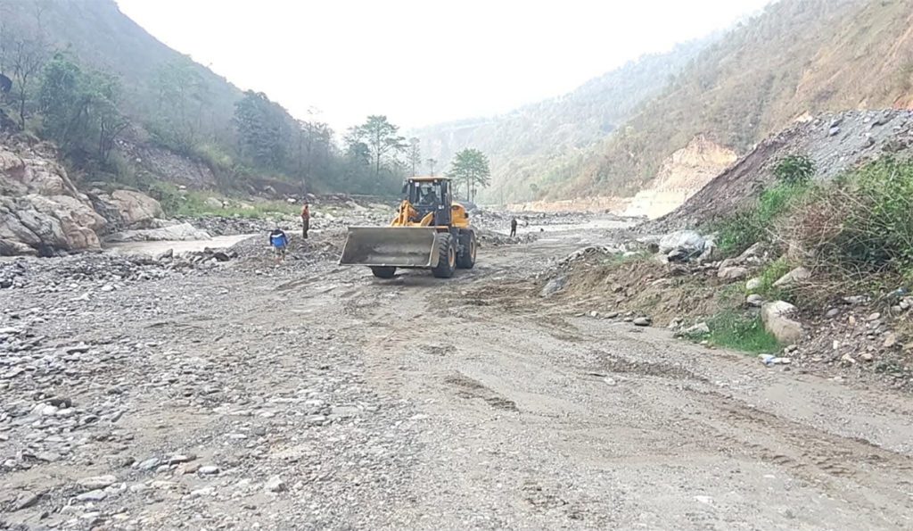 nepal-monsoon-hw-road-blocked-