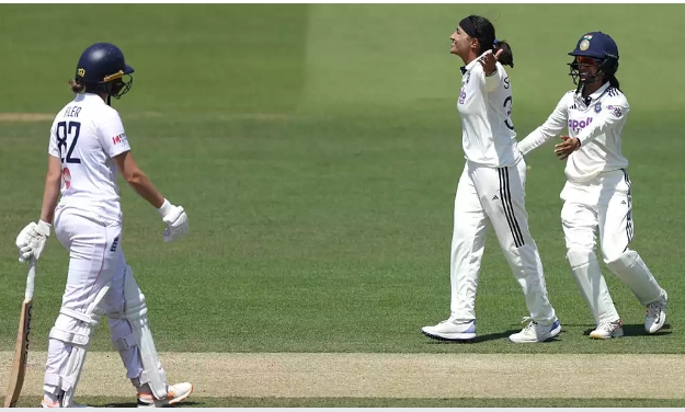 sports-womenscricket-lordtest-ind-eng