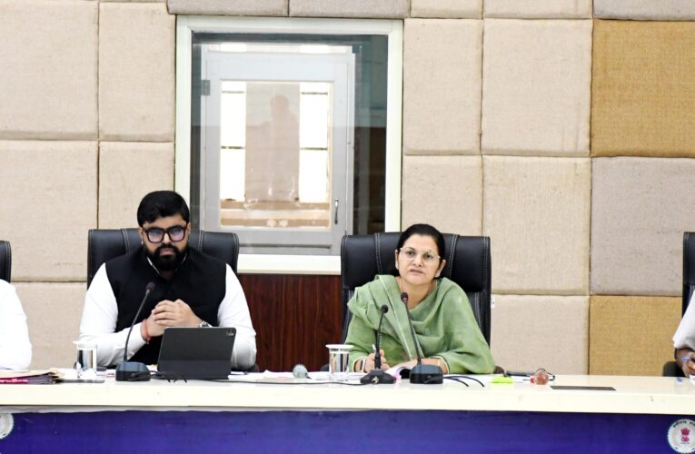 बलरामपुर : स्वतंत्रता दिवस समारोह की तैयारियां शुरू, सभी व्यवस्थाएं समय पर पूरी करने के निर्देश