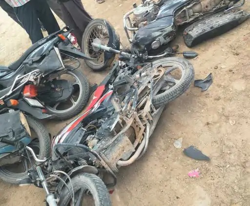 driver-rams-vehicle-villagers
