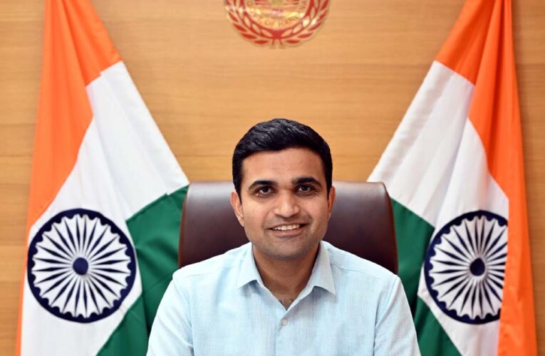 हिसार : आपातकालीन स्थिति में बिजली आपूर्ति बहाल करने को पर्याप्त संसाधन उपलब्ध : विक्रम सिंह