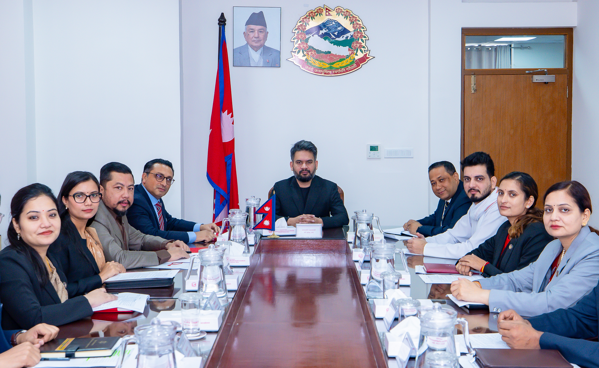 nepal-govt-employees-directive