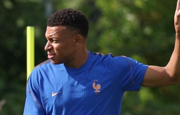 sports-football-fifa-world-cup-mbappe-france