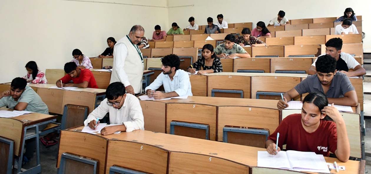 conducting-entrance-examinatio