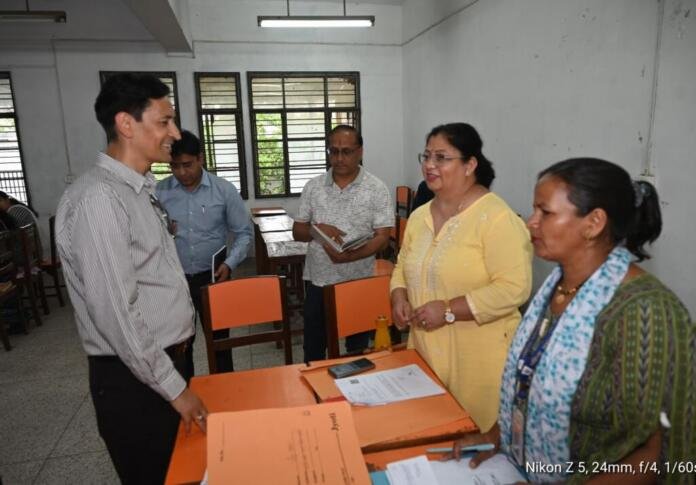 kumaon-commissioner-inspected