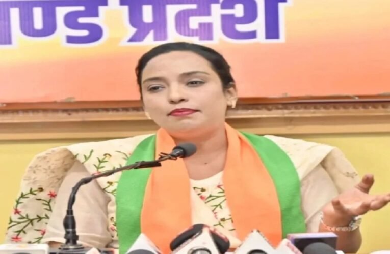 झारखंड के छात्रों के मुद्दे पर भाजपा ने कांग्रेस को घेरा, राफिया बोलीं- ‘गूंज’ में युवाओं का दर्द क्यों नहीं?