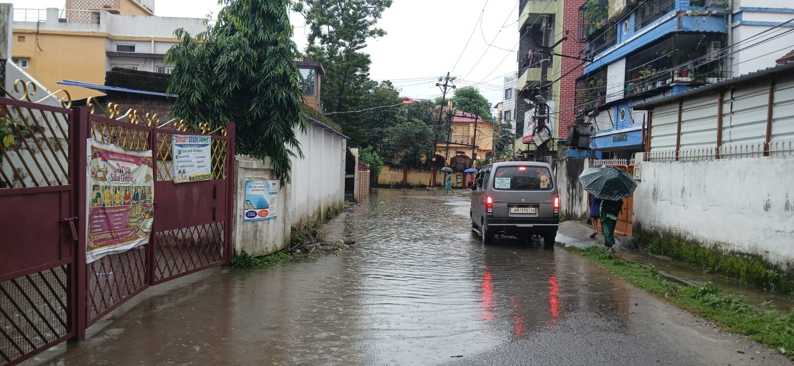 jh-heavy-rains-rivers-overflow-waterlogging-ranchi